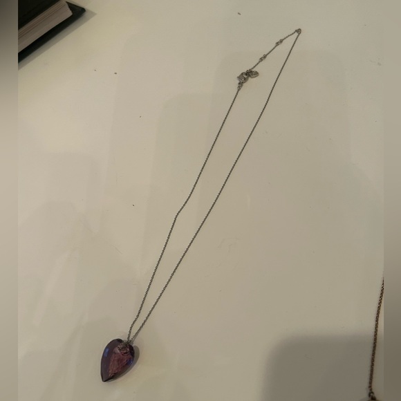 SAWROVSKI HEART PENDANT NECKLACE - Picture 3 of 9